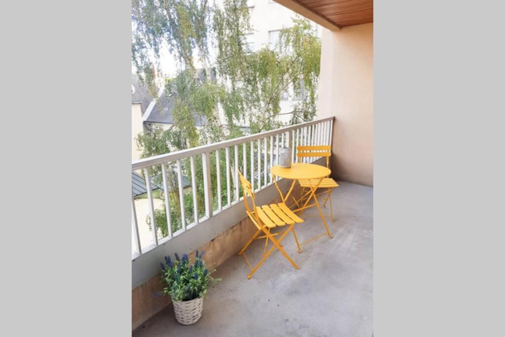 Studio Hyper Centre Avec Balcon Apartment Châteauroux Exterior photo