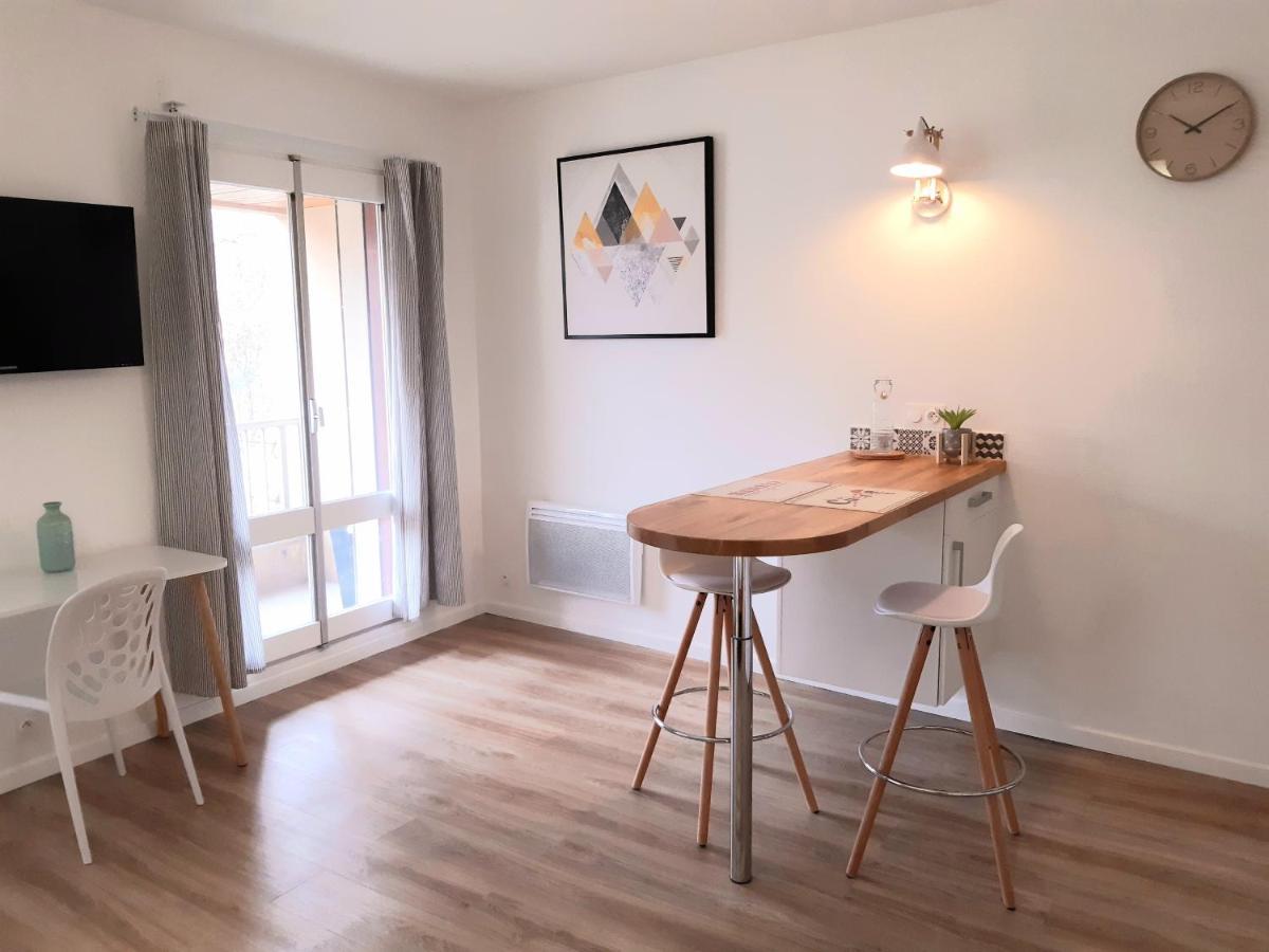 Studio Hyper Centre Avec Balcon Apartment Châteauroux Exterior photo